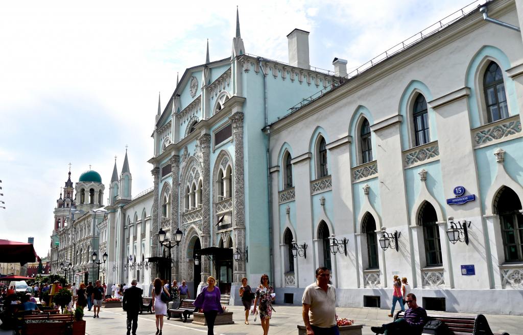 Nikolskaya Street in Moscow on a summer day