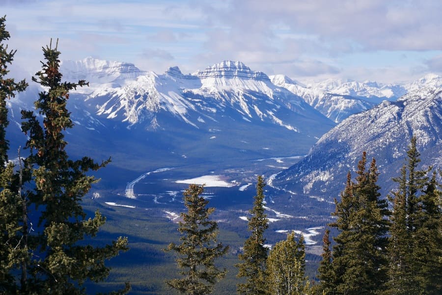 View from the top of the Sulphur Mountain Gondola
