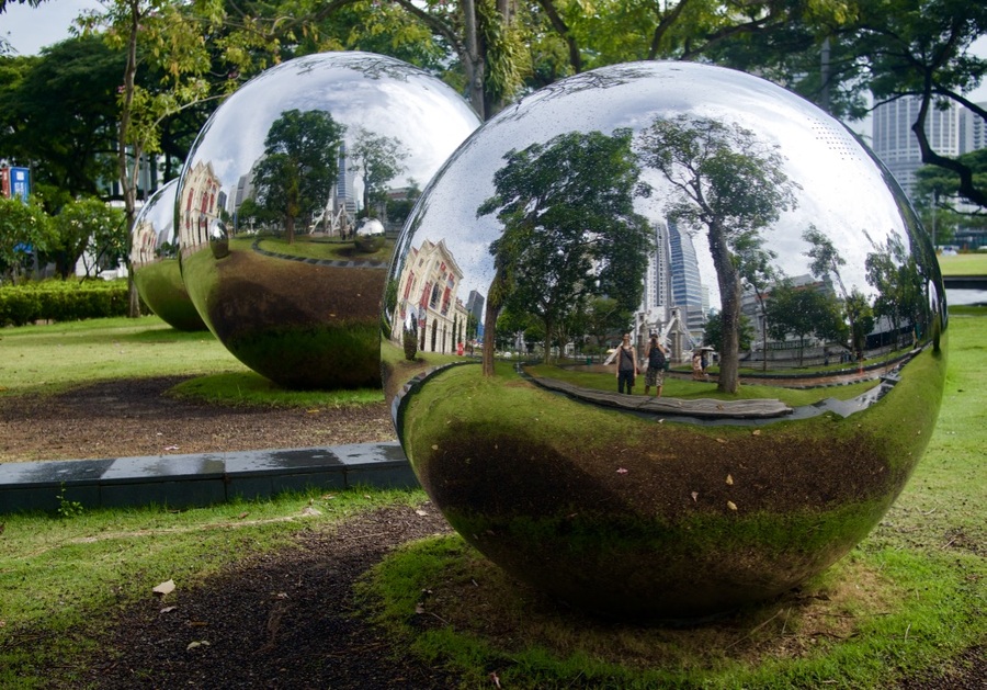 Ball art, Singapore