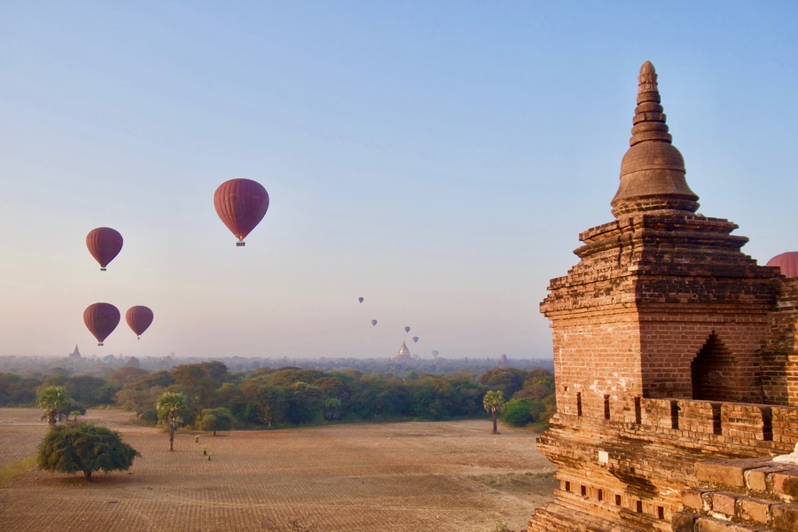 hot air balloons, Bagan