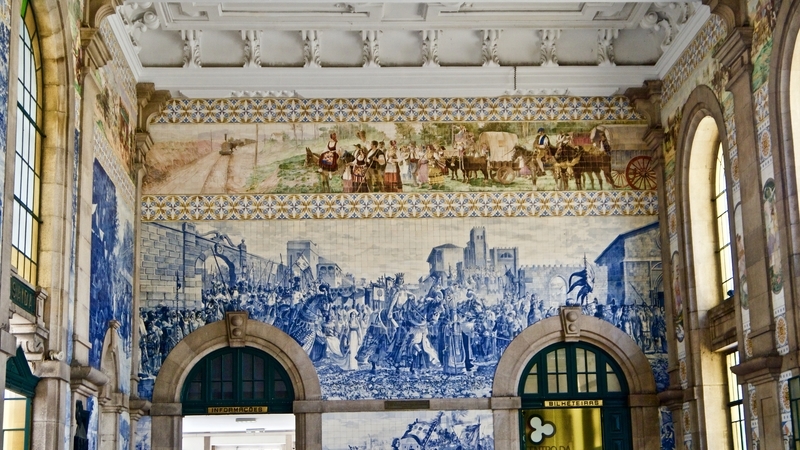 Sao Bento Station in Porto Portugal