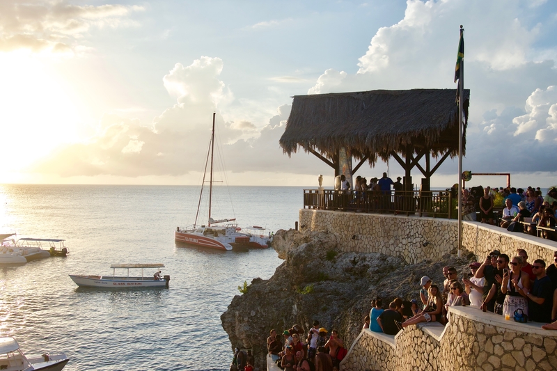 Cliff Jumpers at Rick's Cafe on Negril's West End