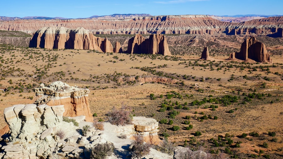 Cathedral Valley Overlook