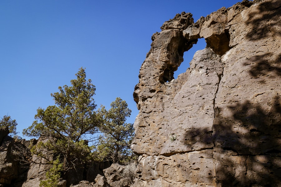 Hike to Flatiron Rock