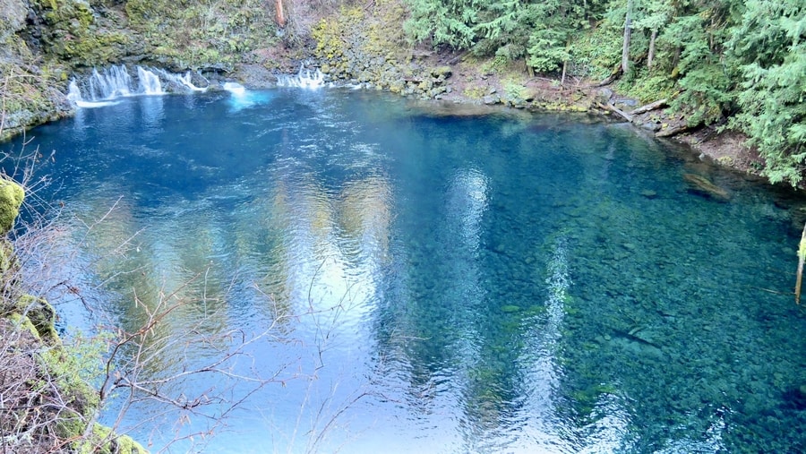 Blue Pool in Oregon