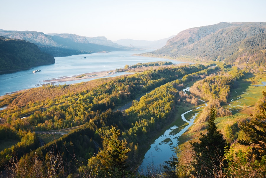 Beautiful Columbia River Gorge Air Tour