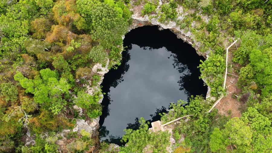 Sapphire Blue Hole