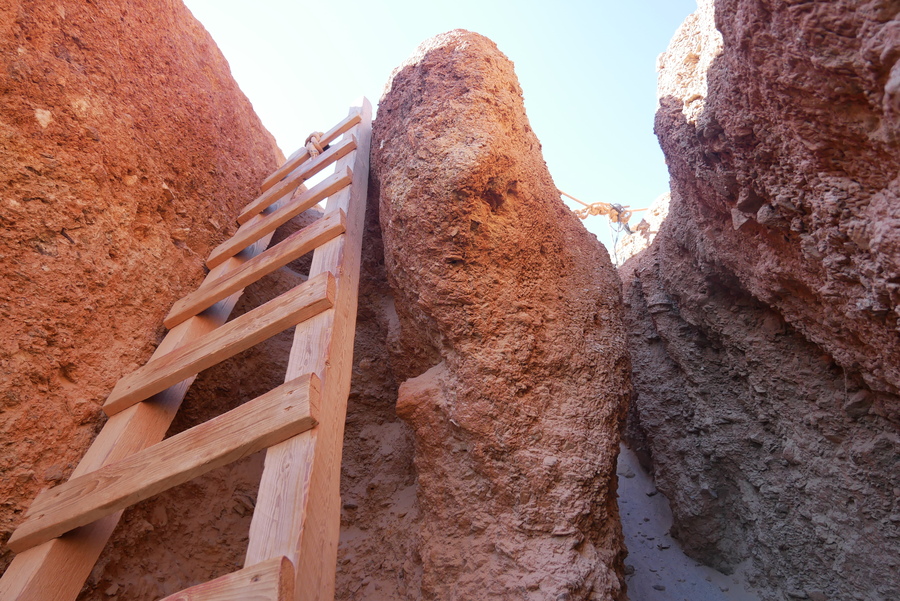 Tsigrado Beach ladder