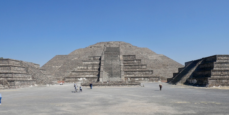 Teotihuacán pyramids - Pyramid of the Moon